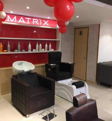 Engross Matrix Unisex Salon