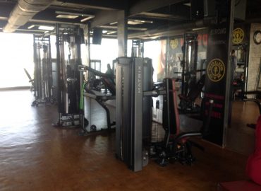 Gold’s Gym