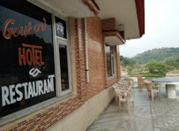 Gaurav Restaurant And Hotel
