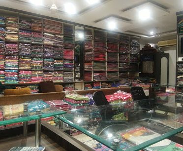 Woolco Himachal Shawl Weavers