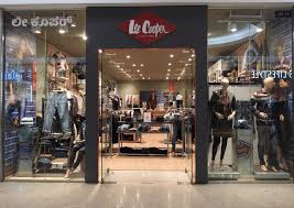 Lee Cooper Exclusive Showroom