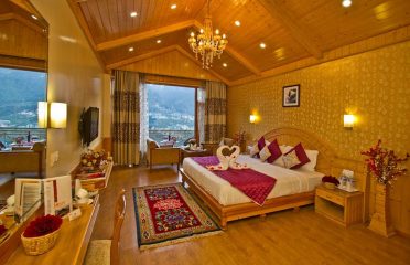 Holiday Heights & Spa Manali