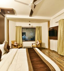 Kapoor Resorts Manali by DLS Hotels