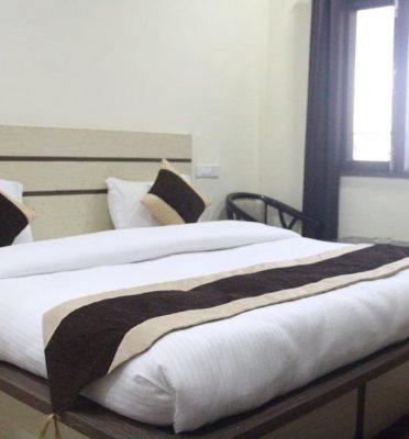 Hotel Laxmi Holidays Inn