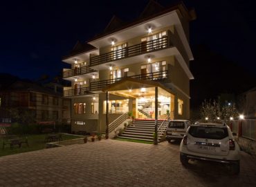 Hotel Mountain Abode Manali