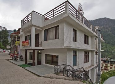 Hotel Meadows, Manali