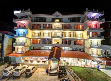 Hotel Monarch Residency Manali