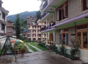 Hotel Manali Crown