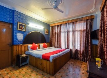 OYO 4751 Hotel Akashdeep