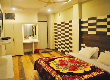 OYO 8390 Hotel Shivalik