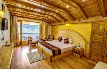 Snow Peak Retreat & Cottages Manali