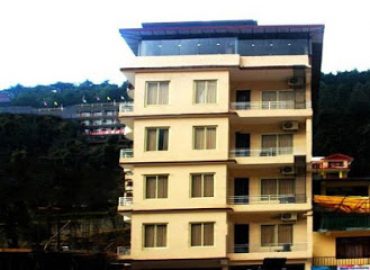 OYO 4225 Hotel Triund Hieghts