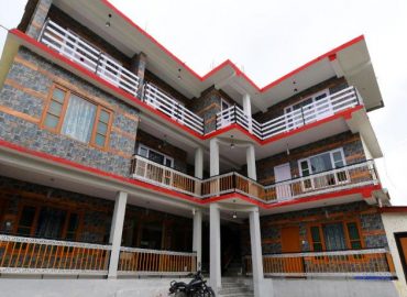 OYO 15216 North Villa