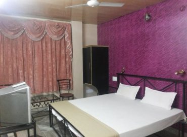 Chiranjeev Hotel