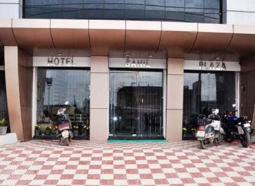 OYO 67033 Hotel Sahil Plaza